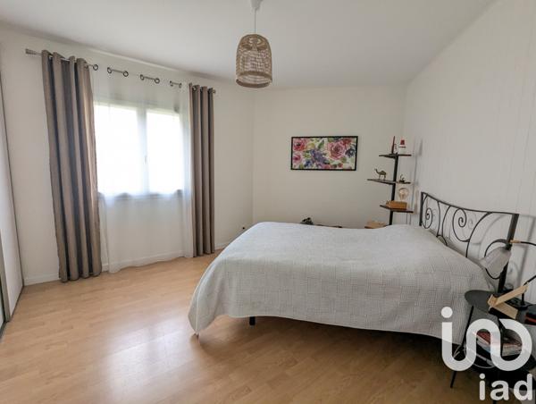 House for sale 4 rooms 154 m² Tournon-sur-Rhône