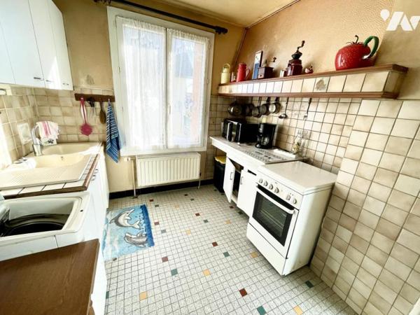 CHARMANTE MAISON SITUEE A SAINT CHELY D'APCHER