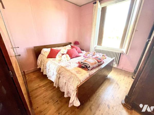 CHARMANTE MAISON SITUEE A SAINT CHELY D'APCHER