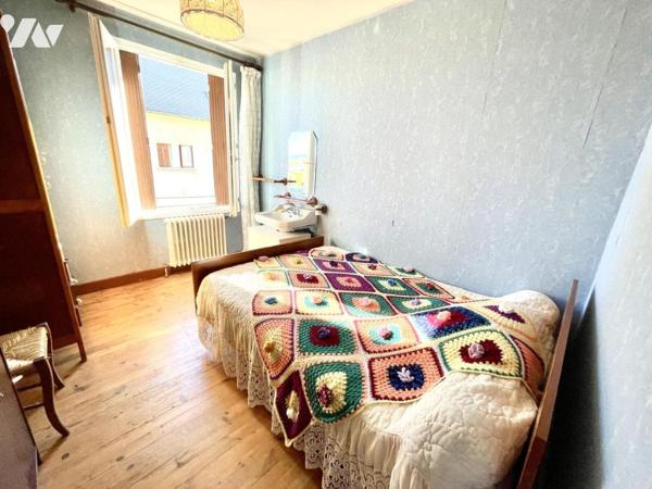 CHARMANTE MAISON SITUEE A SAINT CHELY D'APCHER