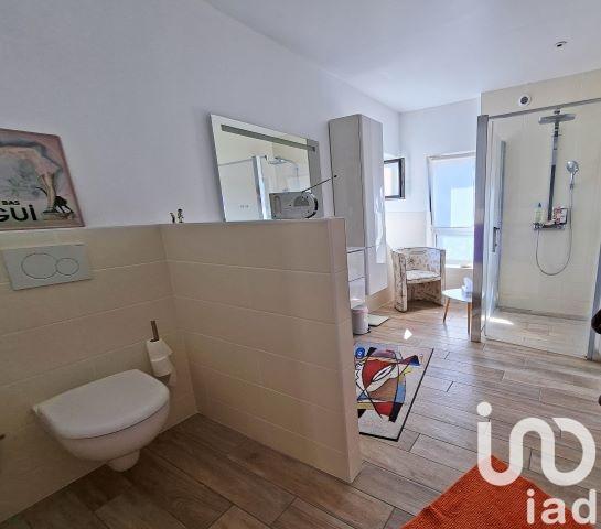 House for sale 11 rooms 320 m² Kerbors