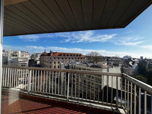 Appartement 1 pièce - 44000 Nantes