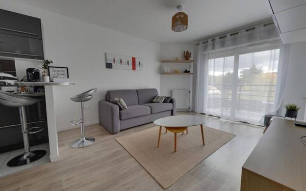 Appartement à vendre    2 pièces •  Roissy-en-Brie