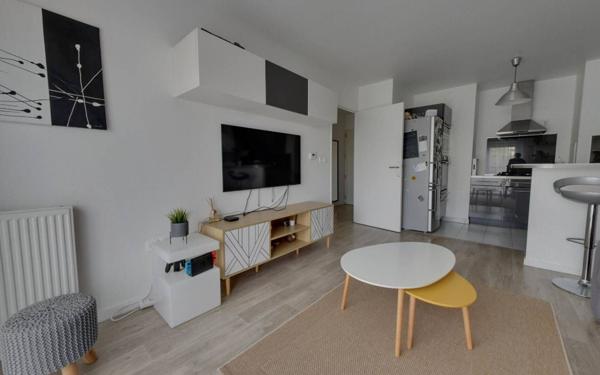 Appartement à vendre    2 pièces •  Roissy-en-Brie