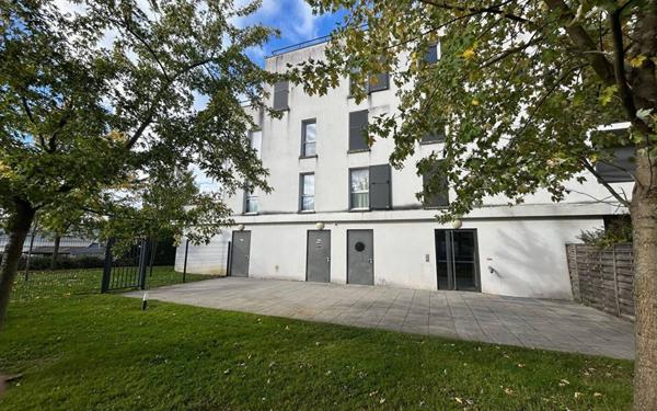 Appartement à vendre    2 pièces •  Roissy-en-Brie