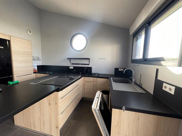 Charmante Maison de Plain-pied ,  
La jarrie 17220