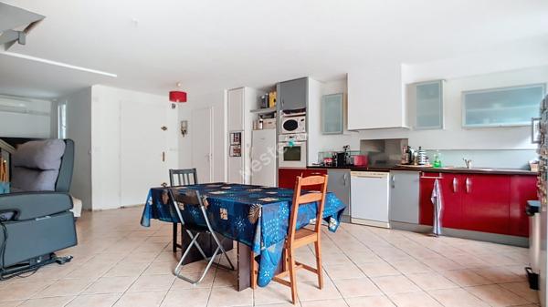 Maison familliale 4 chambres et jardin