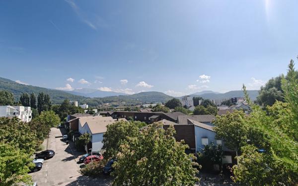 Appartement à vendre    4 pièces • 89,21 m2 Eybens