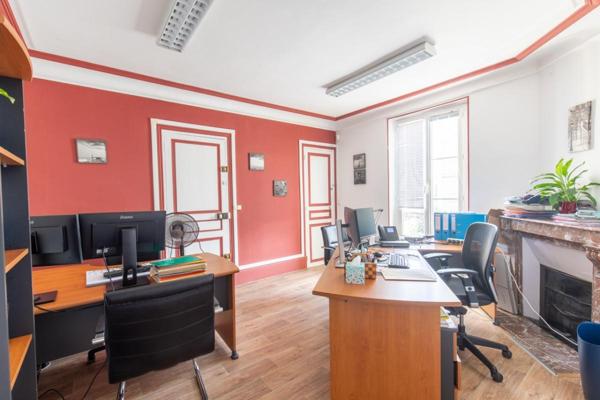 Idéal pour investisseurs - Bureaux transformables en 3 logements
