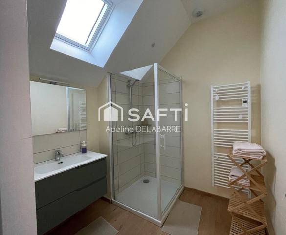 Immeuble en monopropriété de 193 m² comprenant 4 appartements et un local technique de 6m² environ