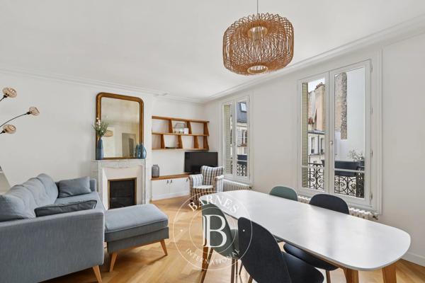 Paris 7ème, Appartement 2 Chambres -  56 m² à vendre