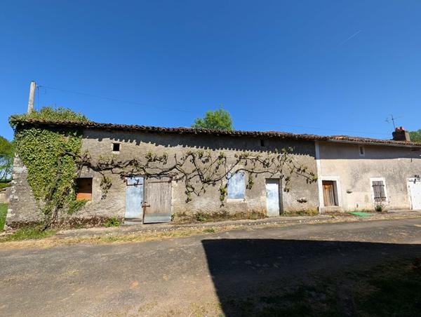Maison à Rouille de 93 m2, Rouille 86480