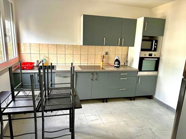 Appartement à SAINT-ETIENNE, 42100 - 2 pièces 54m²