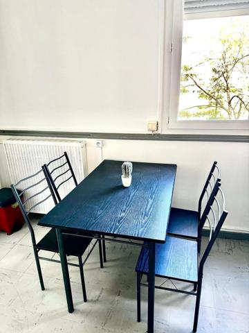 Appartement à SAINT-ETIENNE, 42100 - 2 pièces 54m²