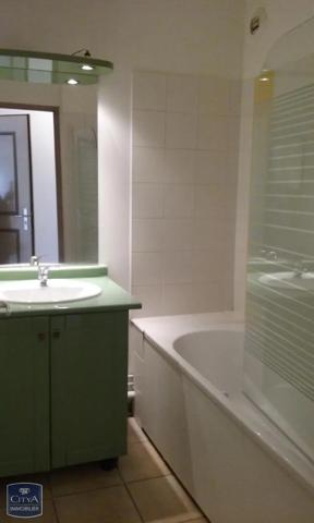 Appartement à louer 1 pièce 18.5m² Le Tampon (97430)