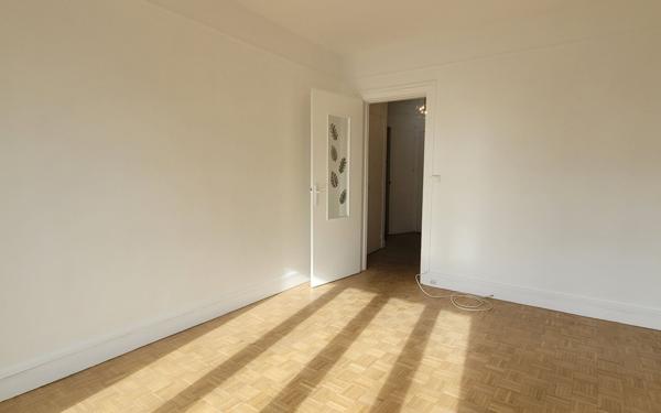 Appartement à louer    2 pièces • 47,07 m2 Issy-les-Moulineaux