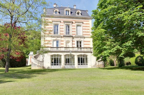 ANGOULÊME - MAISON DE MAÎTRE