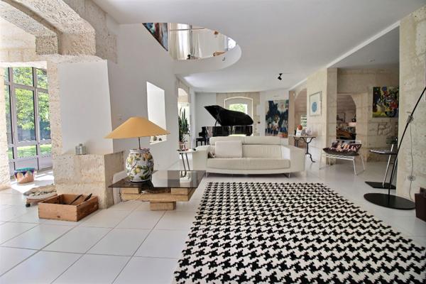 ANGOULÊME - MAISON DE MAÎTRE