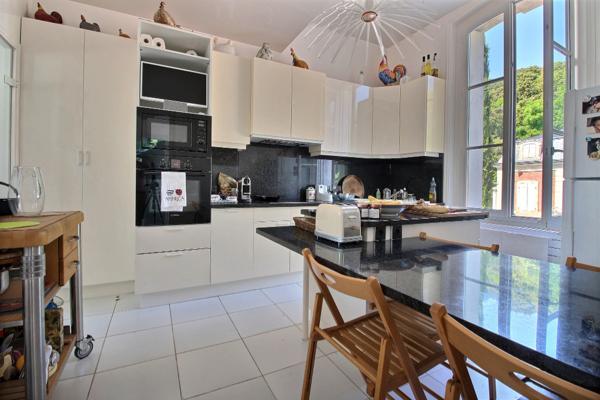 ANGOULÊME - MAISON DE MAÎTRE