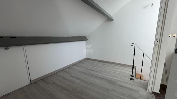 Maison individuelle 140 m² 5 pièces avec jardin - secteur Lycée International Saint Germain en Laye Loyer 3 480 €/mois **  - Référence  18301