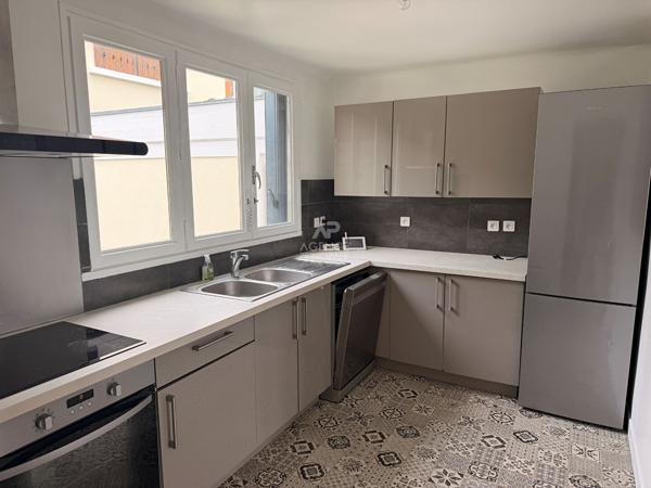 Maison individuelle 140 m² 5 pièces avec jardin - secteur Lycée International Saint Germain en Laye Loyer 3 480 €/mois **  - Référence  18301