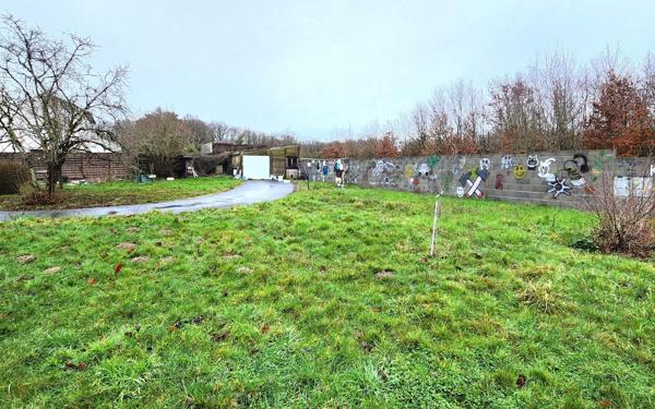 Terrain à vendre    Pont-Saint-Martin