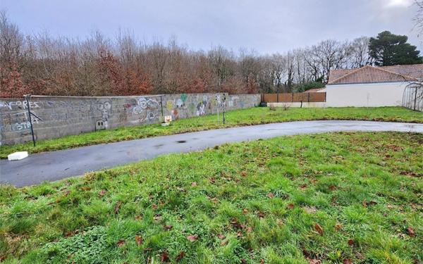 Terrain à vendre    Pont-Saint-Martin