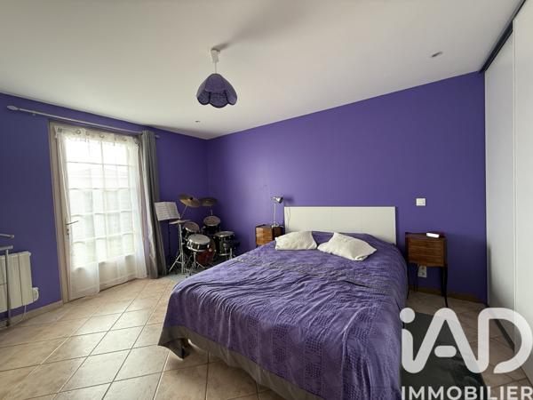 Maison à vendre 7 pièces 160 m² Saint-Germain-et-Mons