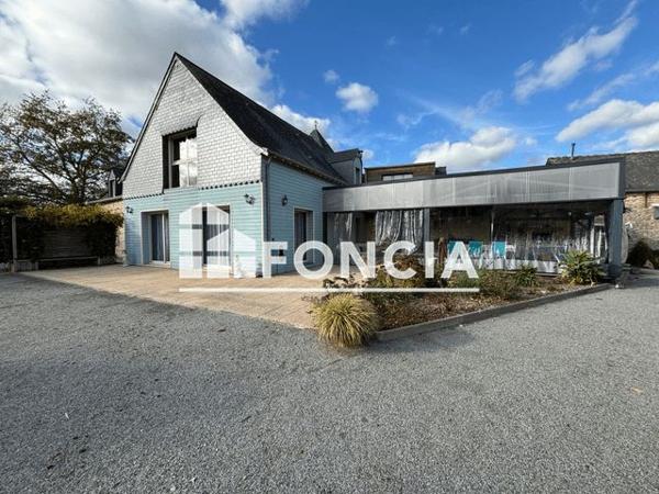 À vendre Maison 7 pièces 320 m² - Argentré 53210