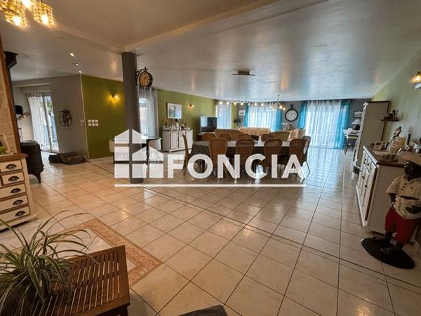 À vendre Maison 7 pièces 320 m² - Argentré 53210