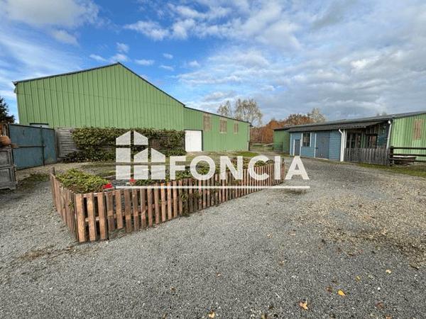 À vendre Maison 7 pièces 320 m² - Argentré 53210