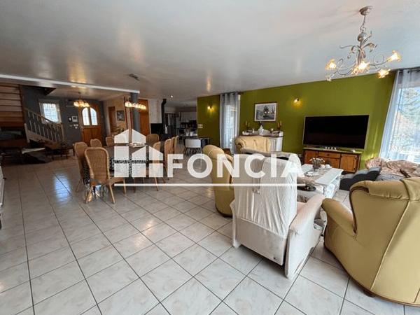 À vendre Maison 7 pièces 320 m² - Argentré 53210