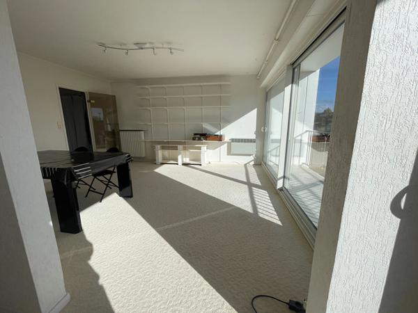 Appartement à vendre à Vannes 5 pièces 95 m² garage cave bus écoles commerces