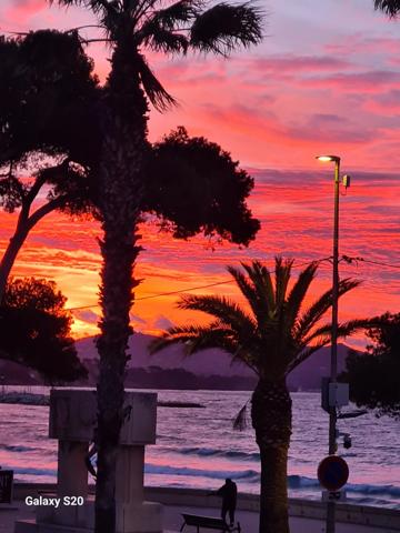 APPARTEMENT FRONT DE MER T3 LA CIOTAT
