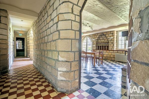 Maison à vendre 11 pièces 900 m² Vieux-Moulin