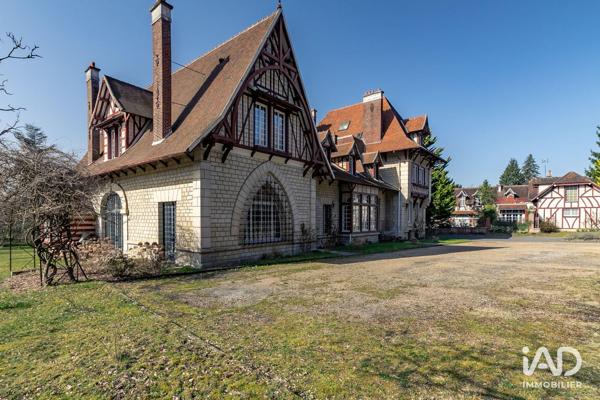 Maison à vendre 11 pièces 900 m² Vieux-Moulin