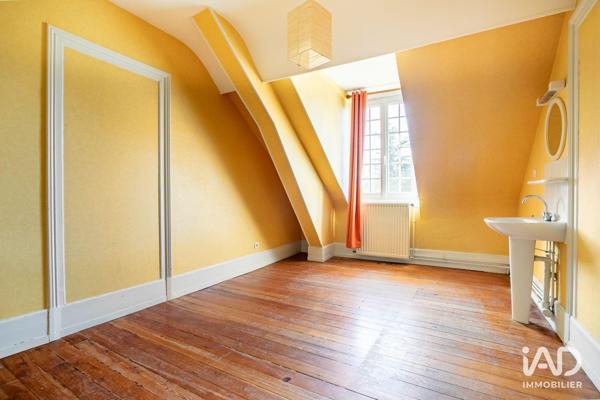 Maison à vendre 11 pièces 900 m² Vieux-Moulin