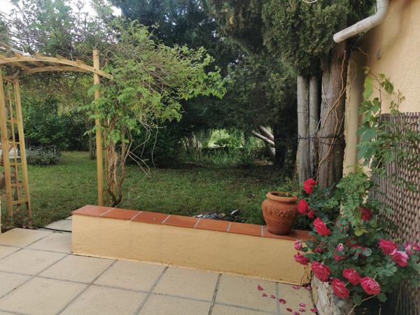 LORGUES VILLA T4 SUR 3220 m²