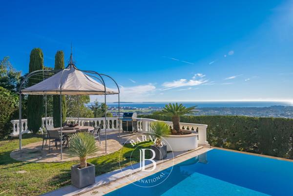 Mandelieu-la-Napoule, Villa 5 Chambres -  299 m² à vendre