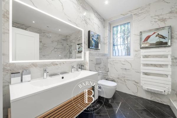 Mandelieu-la-Napoule, Villa 5 Chambres -  299 m² à vendre