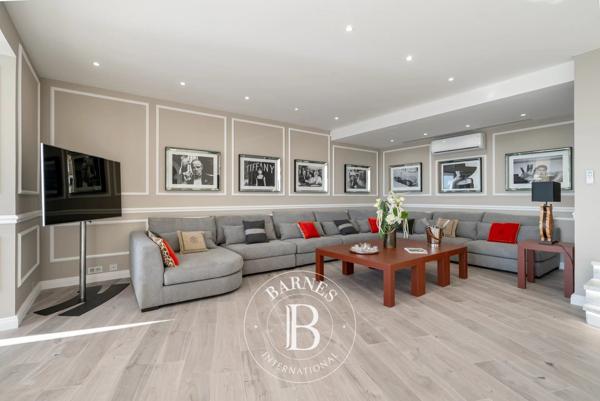 Mandelieu-la-Napoule, Villa 5 Chambres -  299 m² à vendre