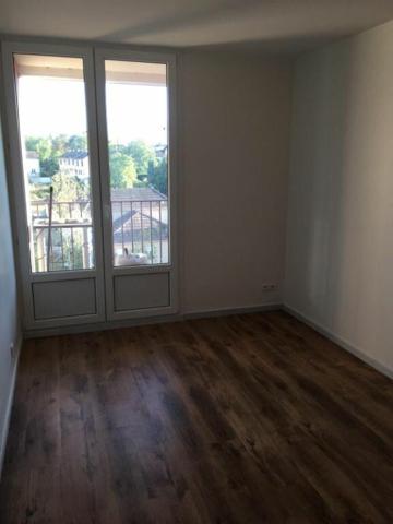 Appartement à louer    4 pièces •  Nevers