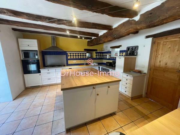Maison à louer 8 pièces de 288 m²