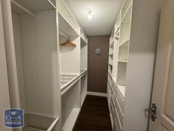 Appartement à louer 3 pièces 77.14m²