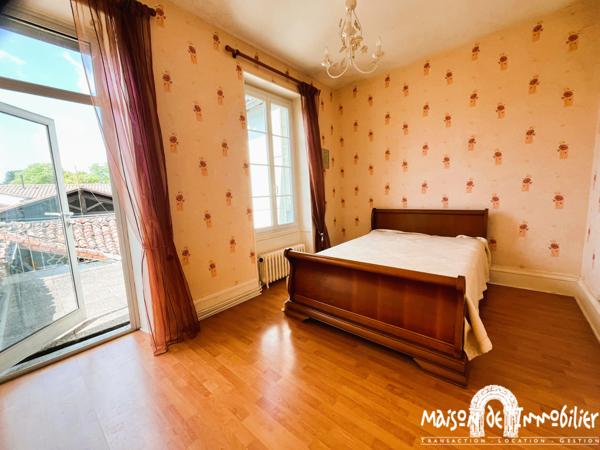 Vente Maison de ville - 3 pièces - 70m² - Cour et terrasse - COGNAC