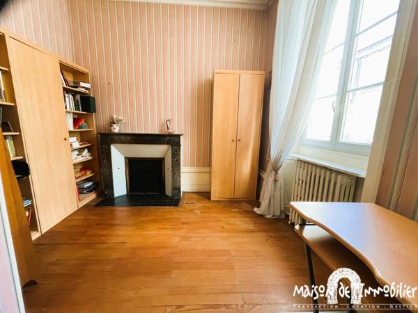 Vente Maison de ville - 3 pièces - 70m² - Cour et terrasse - COGNAC