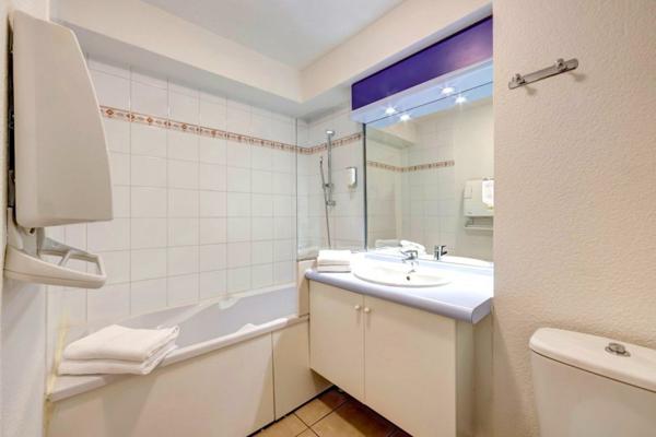 INVESTISSEMENT LOCATIF  DIVONNE-LES-BAINS  Résidence Zenitude L'Orée du Parc*** - 5,97% de rentabilité