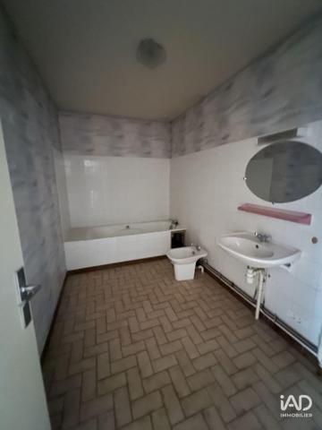Immeuble à vendre 5 pièces 745 m² Dormans