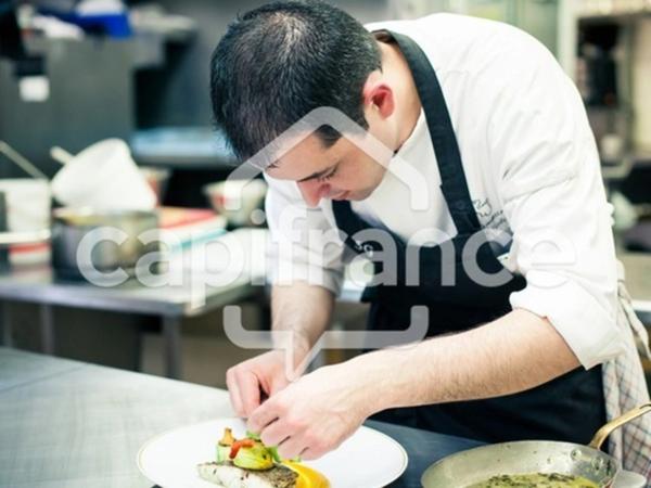 Fonds de commerce de restauration rapide à vendre à MASSY (91) face à la gare TGV