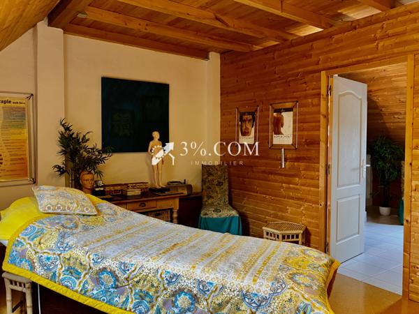 Maison 7 pièce(s) 4 chambre(s) 190 m²